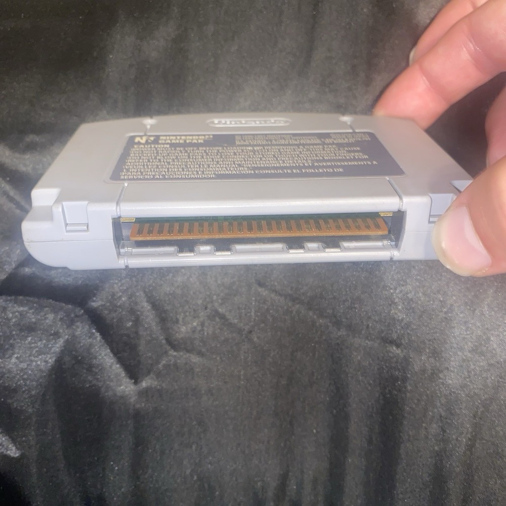 Nintendo 64 N64 NFL QUARTERBACK CLUB 98 Video Game Cartridge Only - Picture 3 of 3